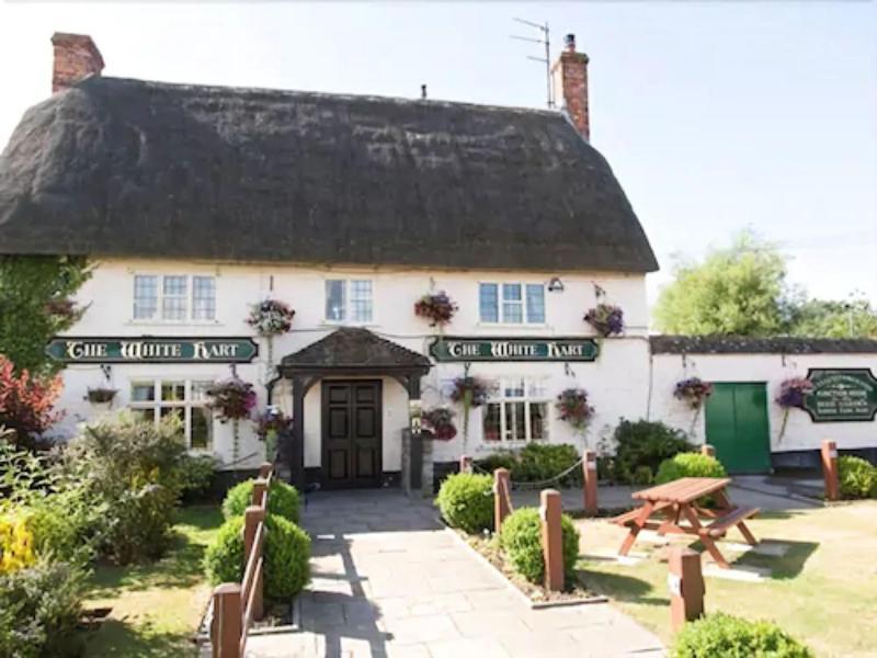 The White Hart, Wroughton Bed & Breakfast Суиндън Екстериор снимка